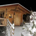 Gæstehus Neurauthof 4*