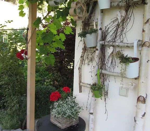 Neurauthof Guest house 4*