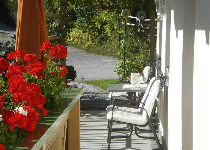 Neurauthof Guest house Zellberg