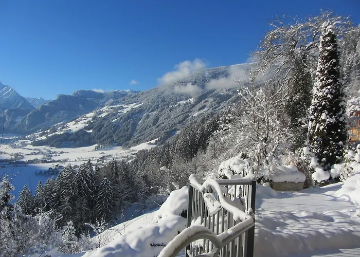 Neurauthof Guest house Zellberg
