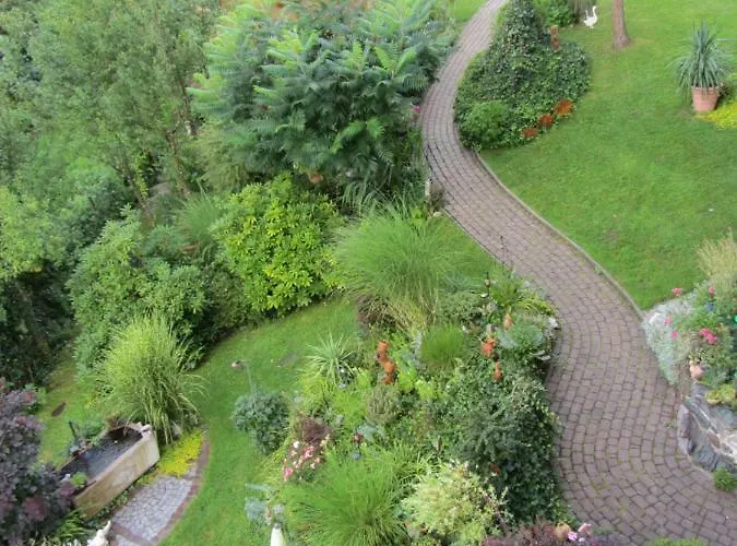 Neurauthof Guest house 4*