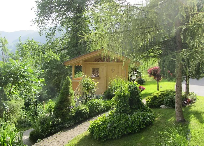 Neurauthof Pensión 4*